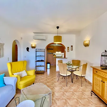 Apartment Montacala Holidays House *