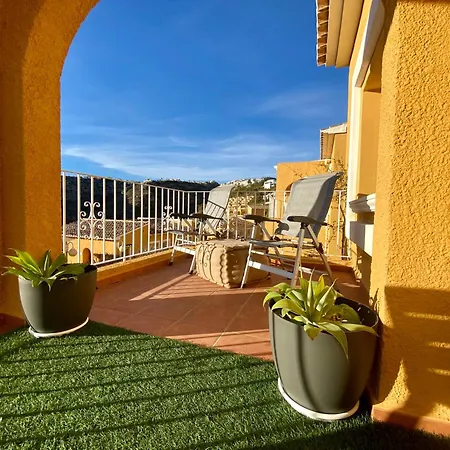 Montacala Holidays House * Cumbre del Sol